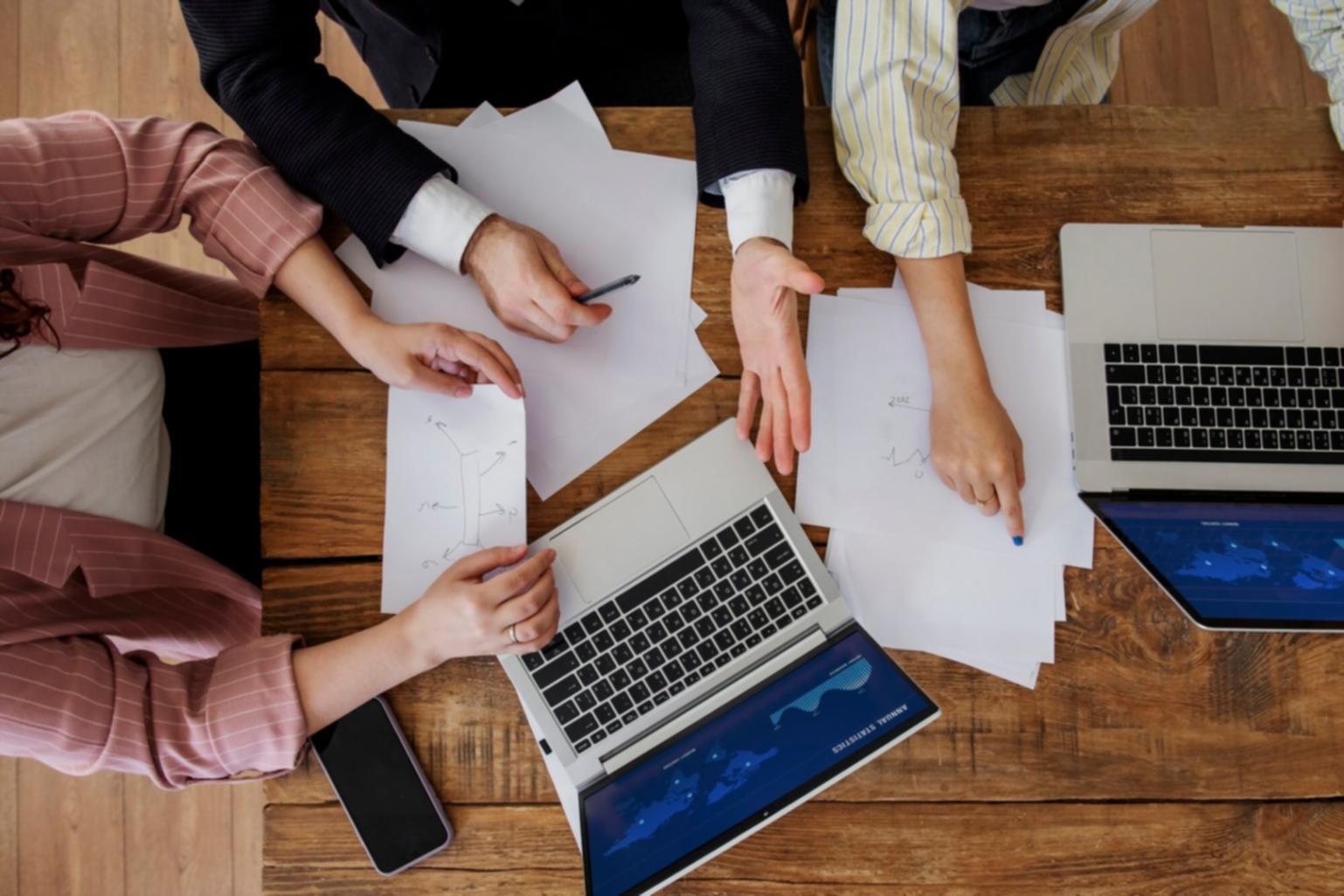 Ambiente de trabajo en equipo y colaboración